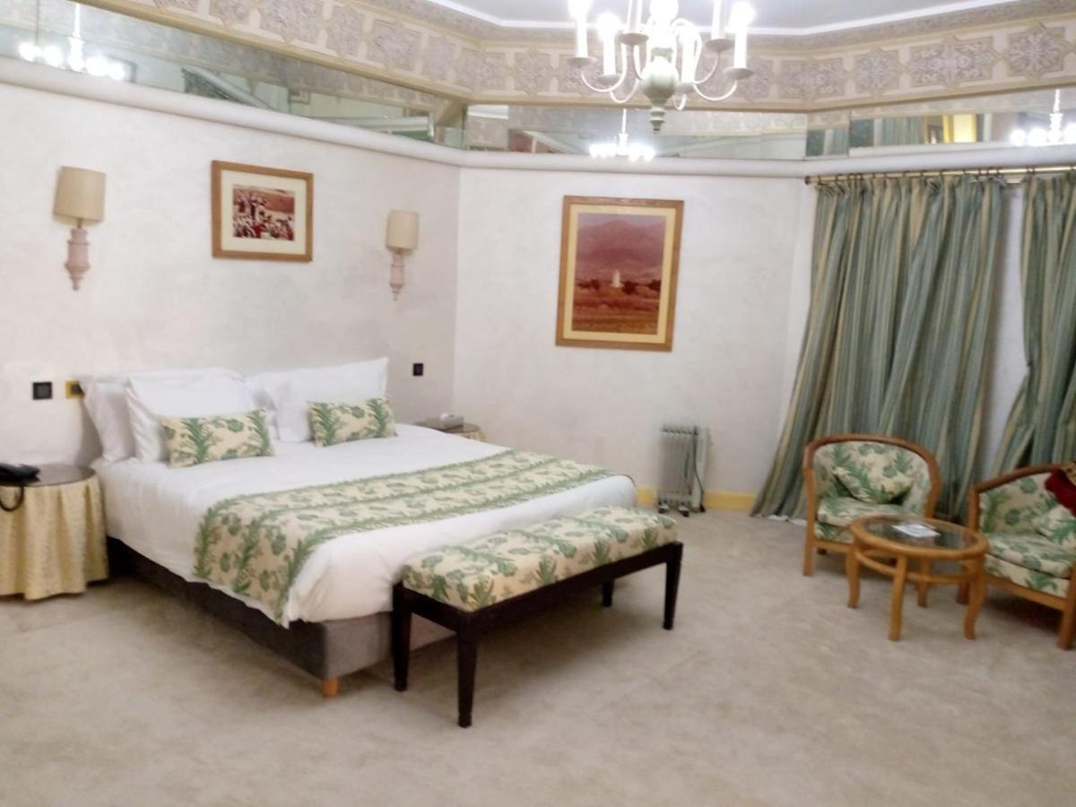 Hotel Parador ラユーン エクステリア 写真