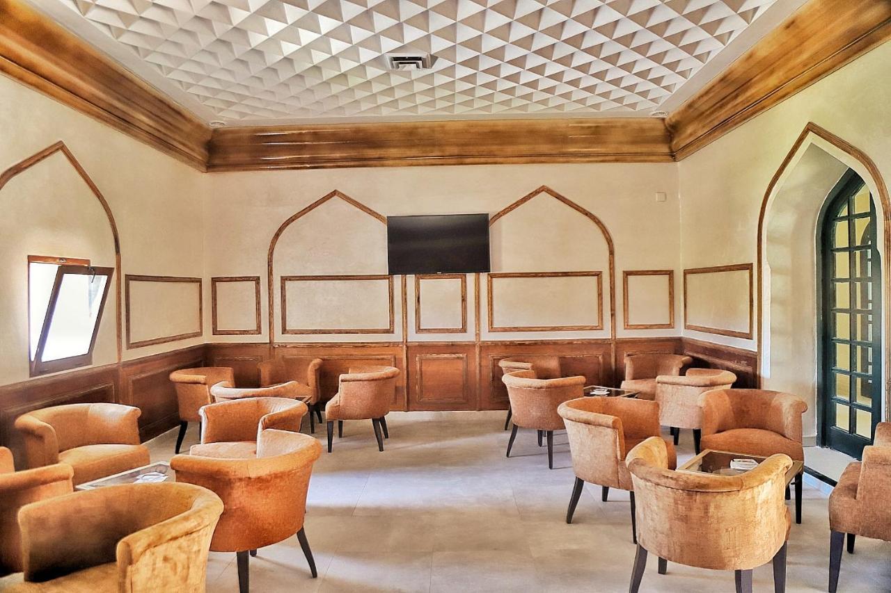 Hotel Parador ラユーン エクステリア 写真