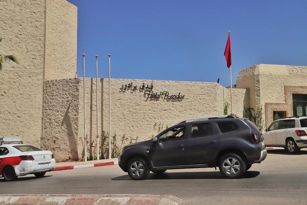 Hotel Parador ラユーン エクステリア 写真